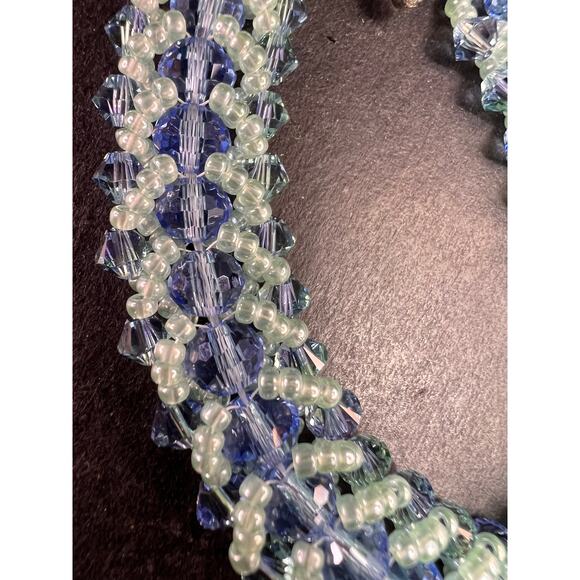 Vintage Blue & Green Crystal Beaded Chevron Braid Toggle Bracelet Y2K - Picture 6 of 15